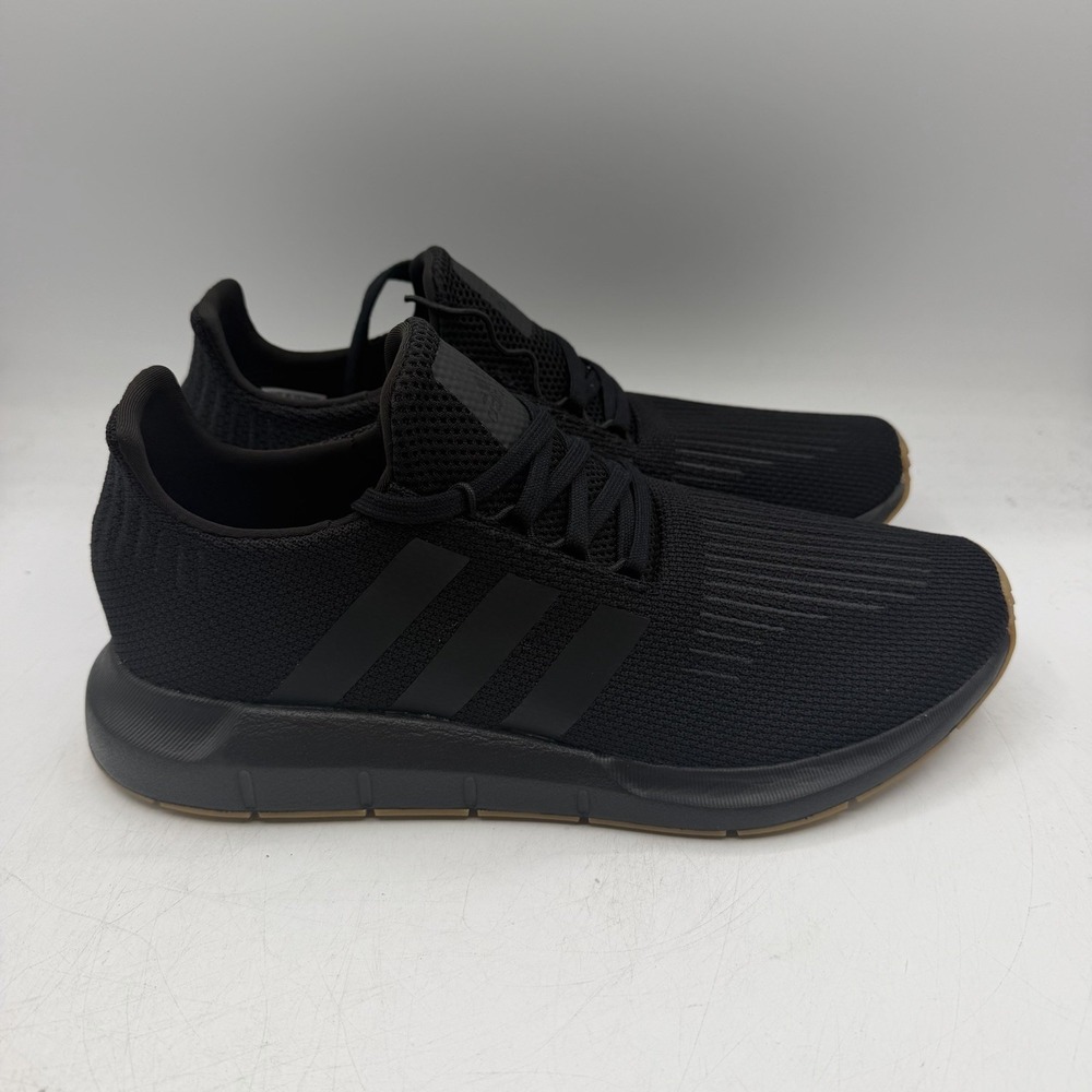 Adidas Swift Run 1.0 Running Shoes Mens Sz 9.5 Black Gum Sneakers IE7476 READ